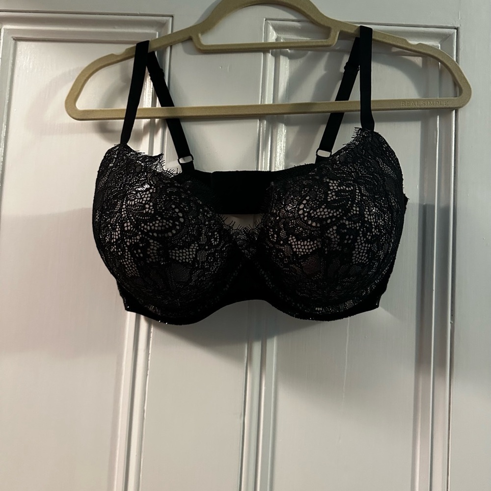 Victoria’s Secret Very Sexy Black Lace Push Up Bra